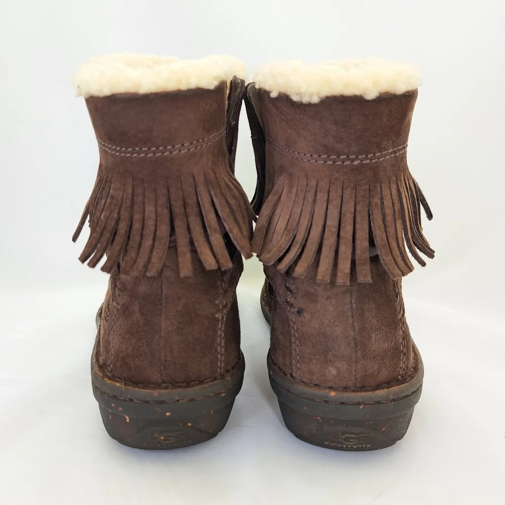 UGG Australia S/N 5749 Women's Suede Brown Leather Sheepskin Ankle Boots 9 - Picture 5 of 16